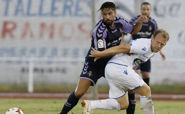 Ivi López, durante un partido del Valladolid contra el Deportivo.