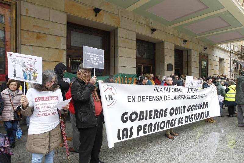 Las principales concentraciones han tenido lugar en Oviedo, Gijón y Avilés. 