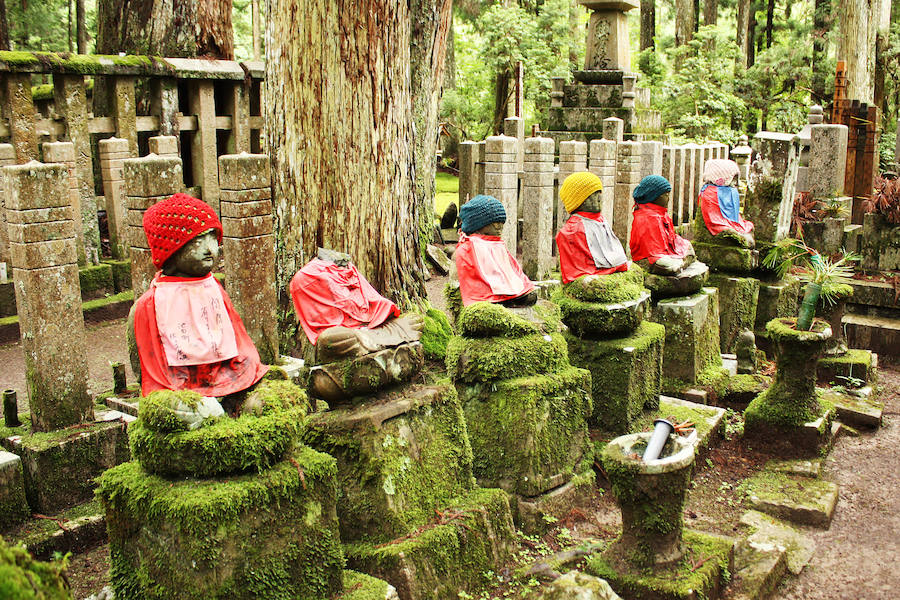 Cementerio Okuno-in (Japón)