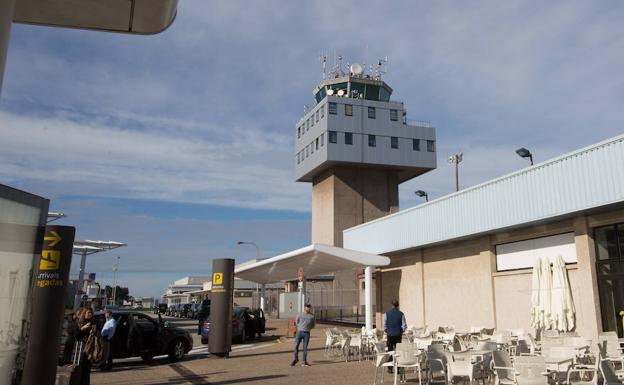 Aeropuerto de Asturias. 