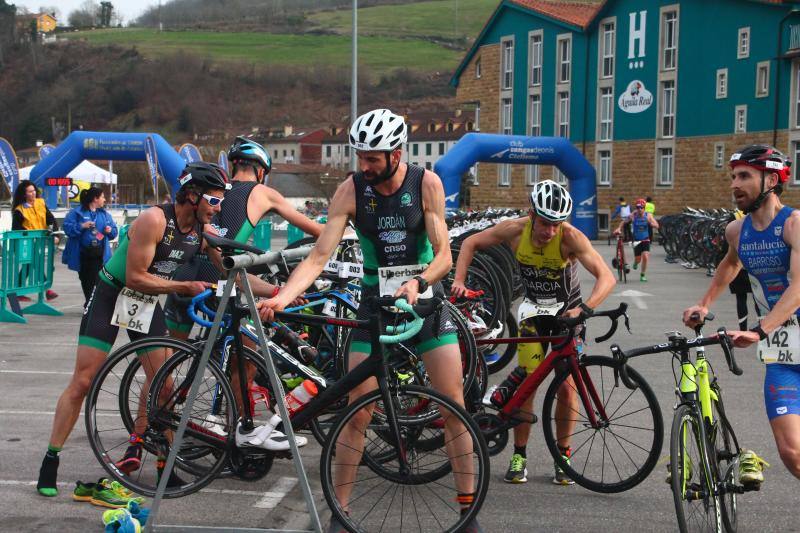 Fotos: Las mejores imágenes del IV Duatlón de Cangas de Onís