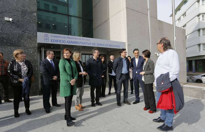 El nuevo edificio administrativo de Poniente iniciará su actividad en la primera semana de marzo. La oficina del Ente Tributario estrenará la rehabilitación de los antiguos juzgados, que albergará a finales de mes a 152 personas.