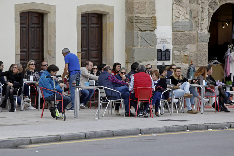 Los asturianos no han querido desaprovechar el tiempo primaveral que ha tenido durante estos días la región