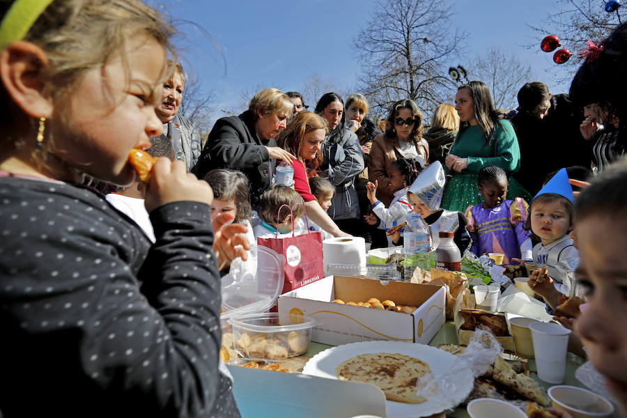 Fotos: Fiesta de disfraces entre los escolares gijoneses