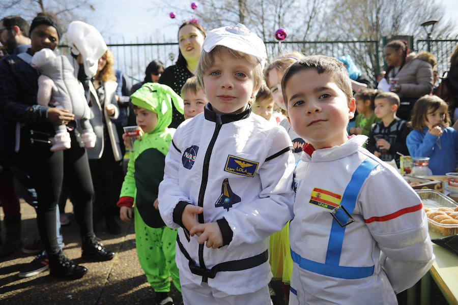 Fotos: Fiesta de disfraces entre los escolares gijoneses