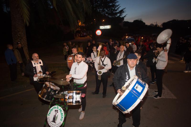 Britney Spears y Freddy Mercury arropan la apertura oficial del carnaval