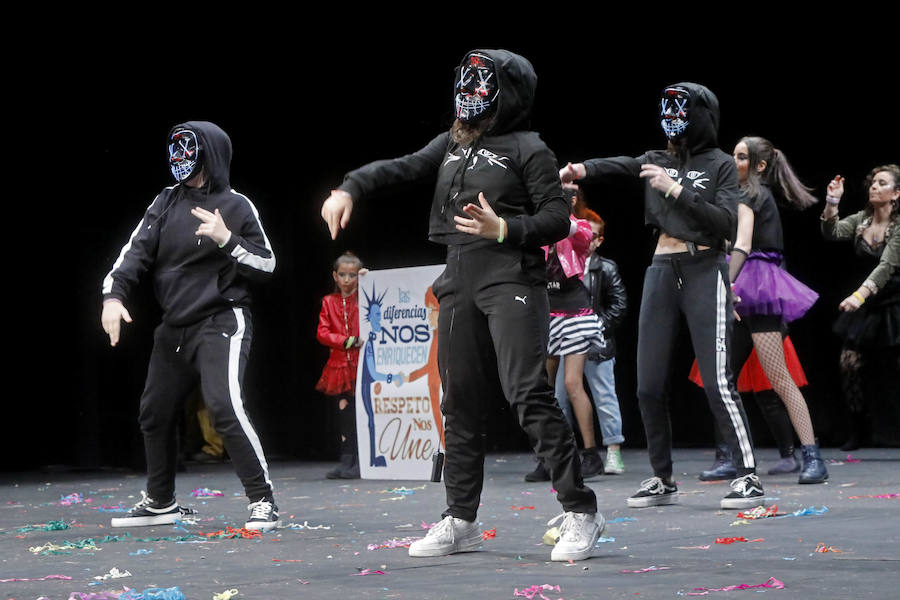 La cita, que celebra su XXV aniversario, tuvo lugar en el Teatro Jovellanos