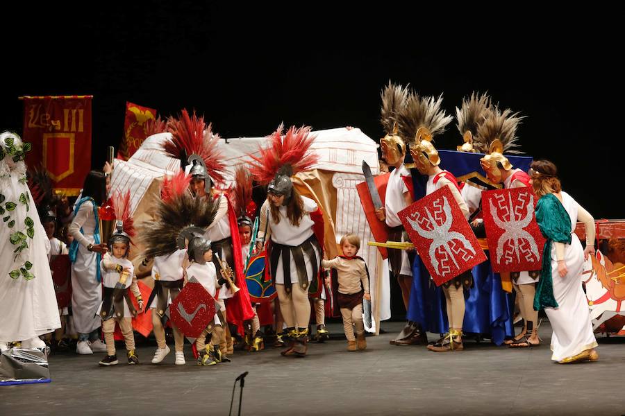 La cita, que celebra su XXV aniversario, tuvo lugar en el Teatro Jovellanos 