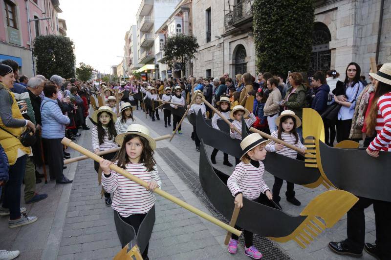 Los astronautas, las naves especiales y los extraterrestres toman las calles llaniscas