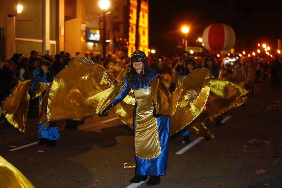 Fotos: ¿Estuviste en el desfile del Antroxu en Gijón? ¡Búscate! (2)