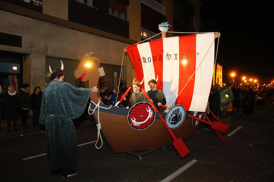 Fotos: ¿Estuviste en el desfile del Antroxu en Gijón? ¡Búscate! (2)