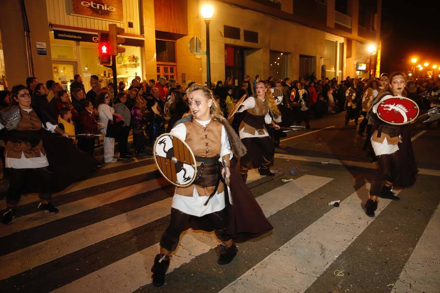 Fotos: ¿Estuviste en el desfile del Antroxu en Gijón? ¡Búscate! (2)