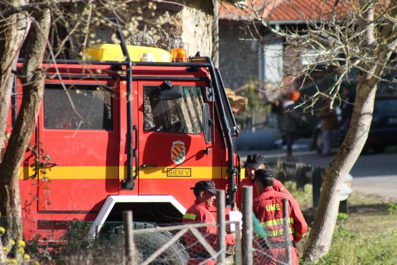 Fotos: Así trabaja la UME en el incendio de Llordón, en Cangas de Onís