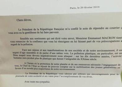 Imagen secundaria 1 - La preocupación de unos niños madrileños de cinco años por la contaminación conmueve a Emmanuel Macron