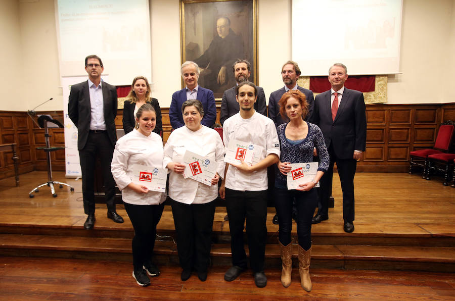 El proyecto Soundup del Colegio de Fomento Peñamayor se ha alzado con el primer premio en la categoría de menores de 17 años de STARTinnova, el programa de impulso de la cultura emprendedora de EL COMERCIO. En la categoría de segundo de Bachillerato y Formación Profesional se ha impuesto Imapro, del CIFP La Laboral, gracias a su propuesta de una compañía de mantenimiento para la Industria 4.0 de la región.