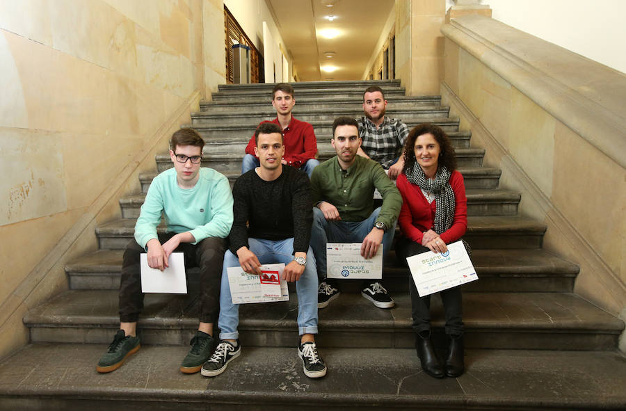 El proyecto Soundup del Colegio de Fomento Peñamayor se ha alzado con el primer premio en la categoría de menores de 17 años de STARTinnova, el programa de impulso de la cultura emprendedora de EL COMERCIO. En la categoría de segundo de Bachillerato y Formación Profesional se ha impuesto Imapro, del CIFP La Laboral, gracias a su propuesta de una compañía de mantenimiento para la Industria 4.0 de la región.