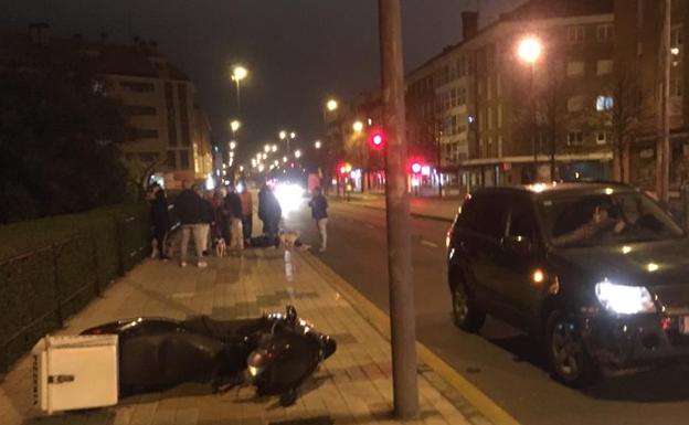 Herido un repartidor en Gijón tras ser embestido por un vehículo