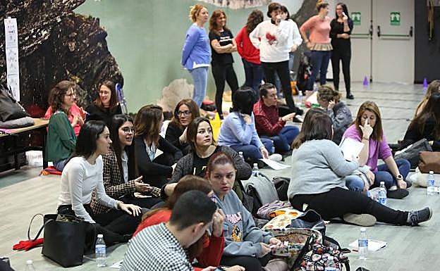 Asistentes al encuentro, en Paidesport. 