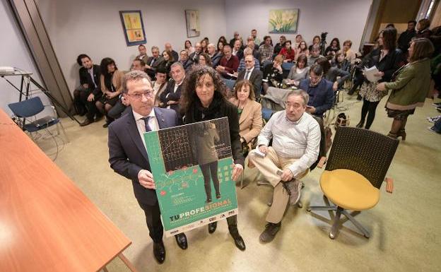 «El apoyo a los docentes resulta siempre imprescindible», afirma Genaro Alonso