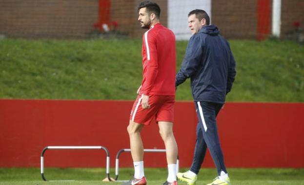 Sporting: Álex Pérez: «Tenemos que seguir dando alegrías a la afición»