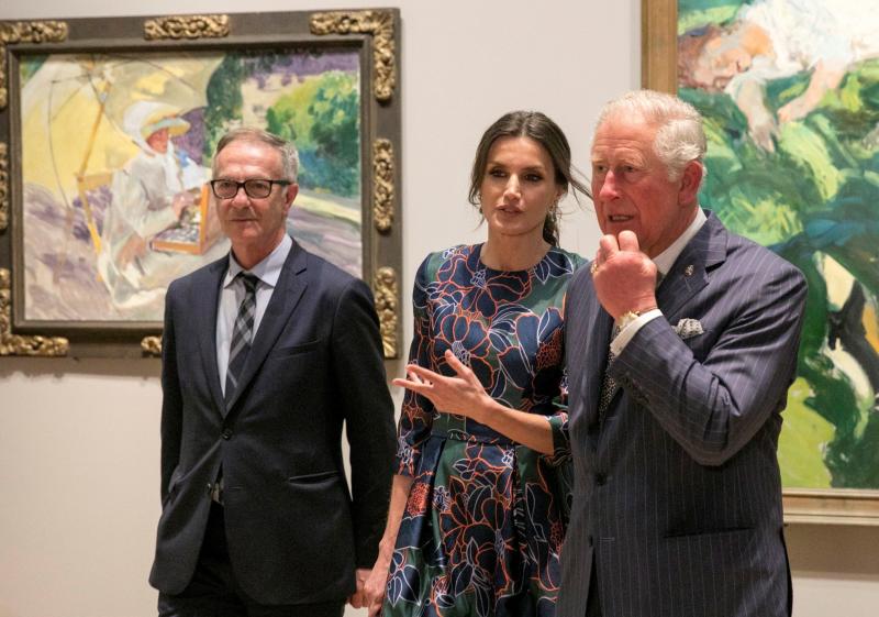 La retrospectiva reúne sesenta pinturas que abarcan la carrera completa del llamado impresionista español, que reflejan el compromiso constante de Joaquín Sorolla y Bastida con la representación de la vida española en toda su complejidad