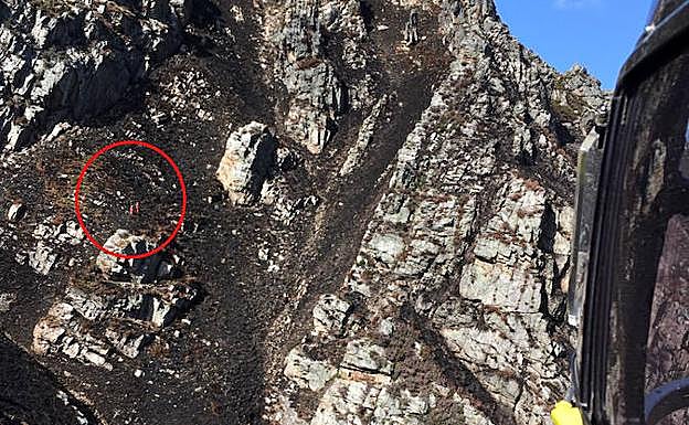 Las dos mujeres, en la zona donde tuvieron que ser rescatadas.