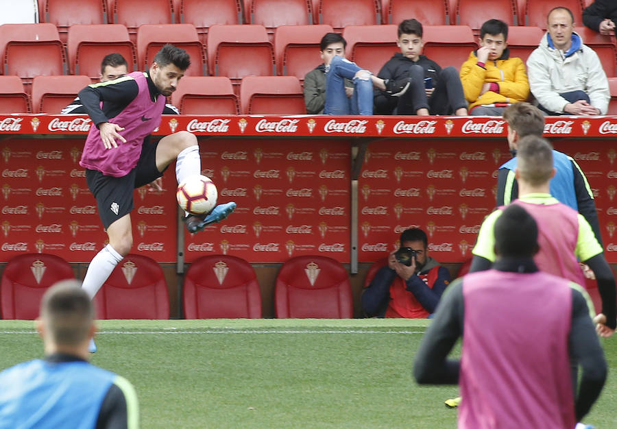 Los aficionados han podido asistir al entreno de los rojiblancos preparatorio del partido del domingo en Córdoba (16 horas)