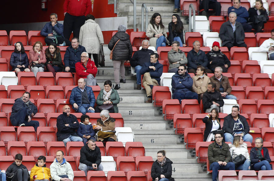 Los aficionados han podido asistir al entreno de los rojiblancos preparatorio del partido del domingo en Córdoba (16 horas)