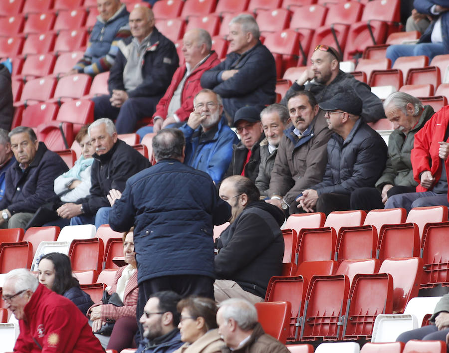 Los aficionados han podido asistir al entreno de los rojiblancos preparatorio del partido del domingo en Córdoba (16 horas)