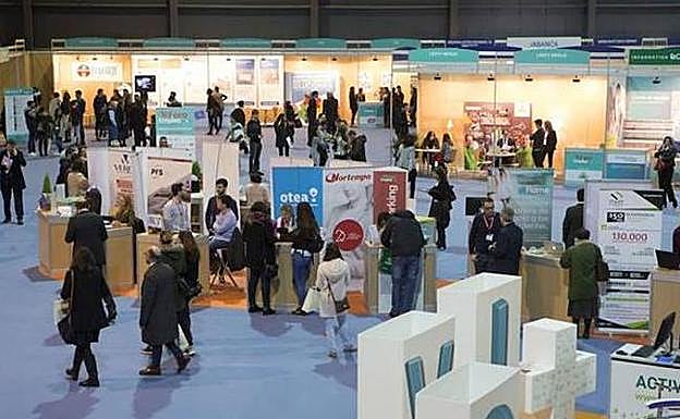 Las profesiones del futuro en el Foro de Empleo de la Universidad