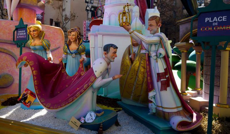 Las fallas valencianas han tenido como protagonistas a políticos del panorama nacional, como Pablo Casado o Pedro Sánchez y más concretamente de Cataluña. Tampoco han faltado otros como Trump.