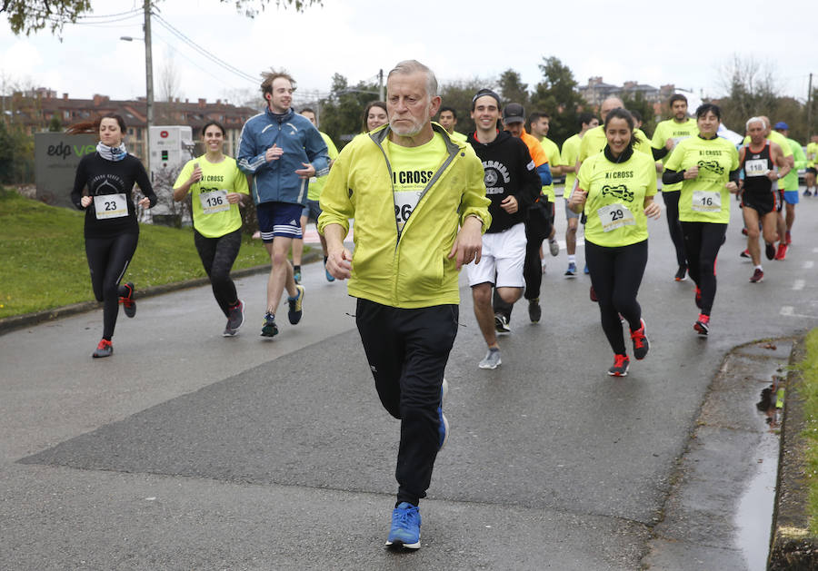 Jorge Pérez y Marta Díez se impusieron en una carrera en la que participaron 200 corredores .