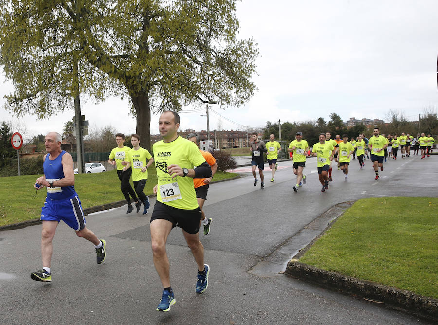 Jorge Pérez y Marta Díez se impusieron en una carrera en la que participaron 200 corredores .