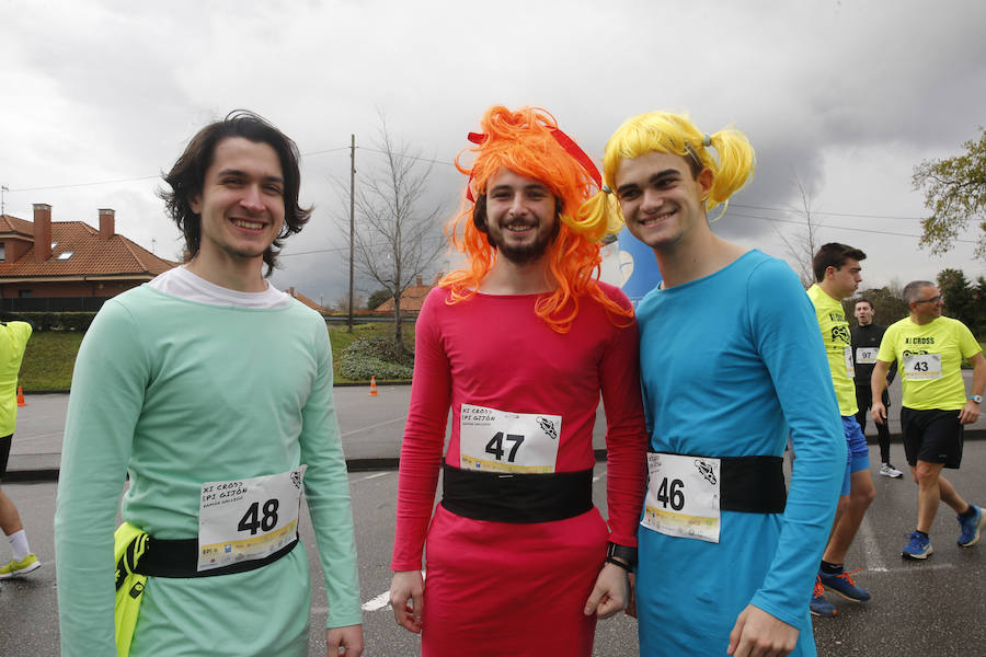 Jorge Pérez y Marta Díez se impusieron en una carrera en la que participaron 200 corredores .