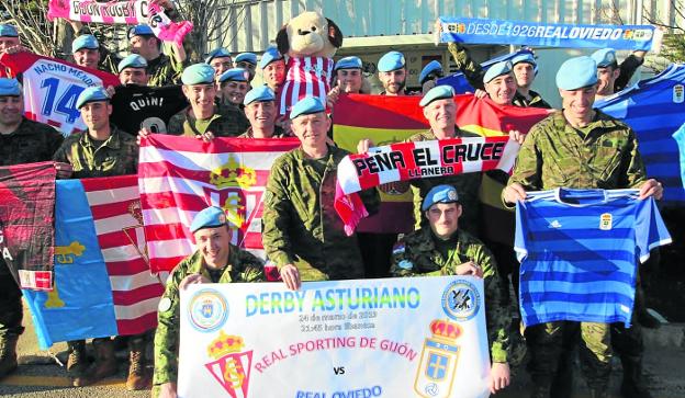 Los soldados del Líbano, pendientes del derbi