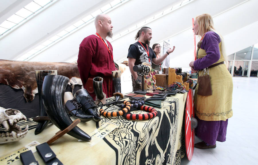 La Convención Juvenil de Cultura y Ocio Alternativo de Asturias congregará en el Calatrava de Oviedo a miles de personas hasta el próximo domingo.