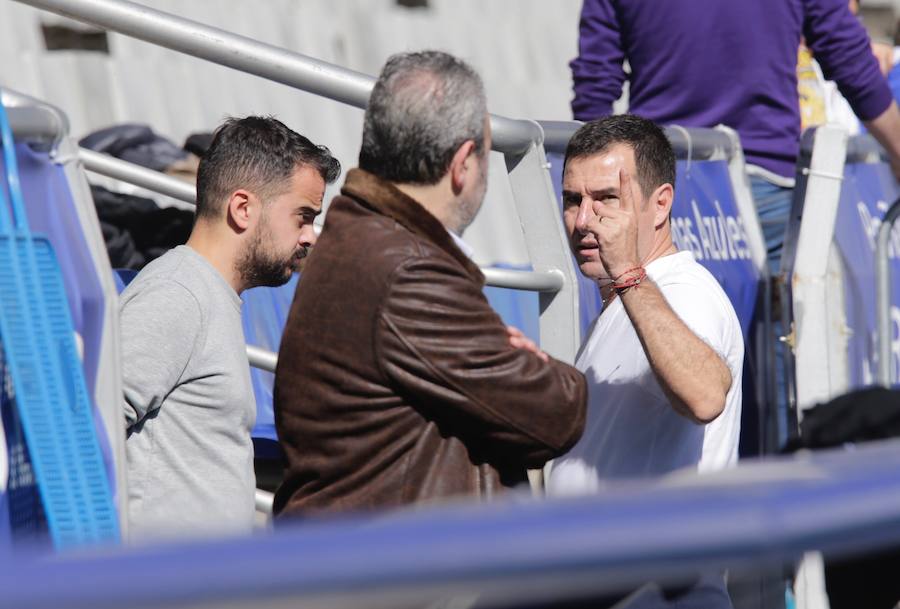 Dos millares de aficionados apoyan al Oviedo en el último entrenamiento antes del derbi