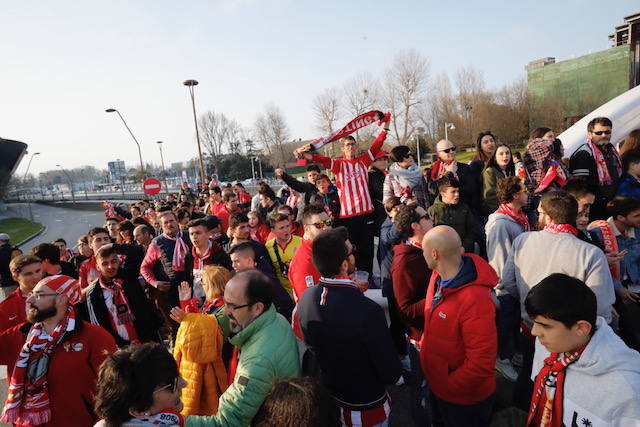 Los sportinguistas, animados antes del partido más esperado.