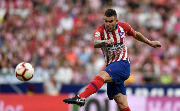 Lucas Hernández, durante un partido con el Atlético. 