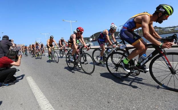 El Campeonato de Duatlón cambia el tráfico en Avilés durante el fin de semana