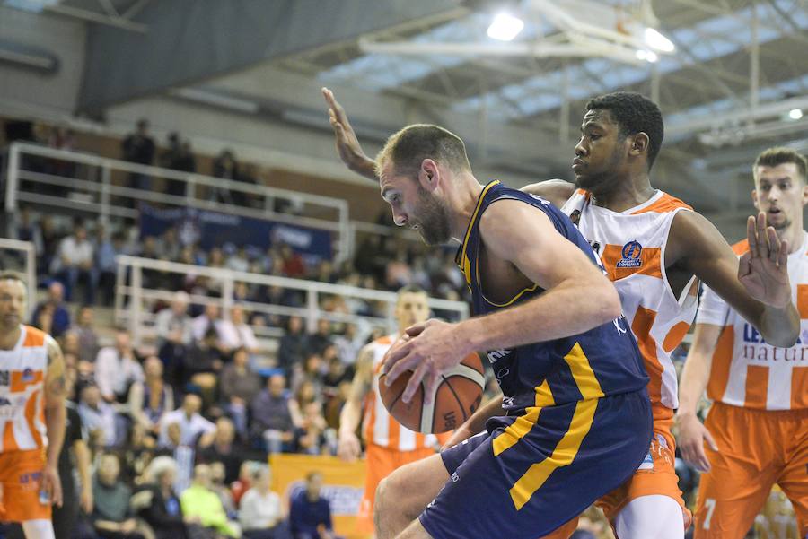 Fotos: Las mejores jugadas del Liberbank Oviedo-Leyma Coruña