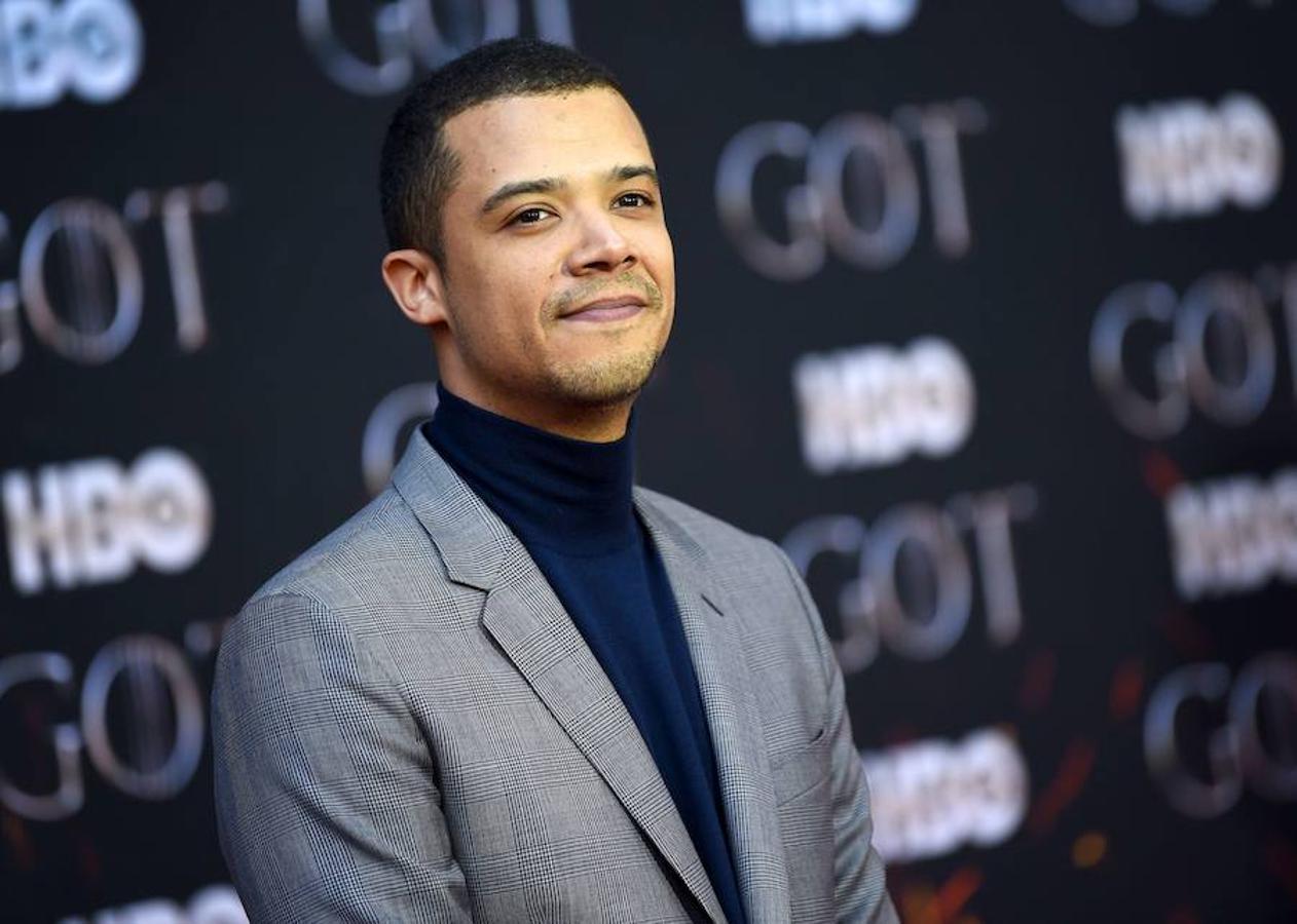 Los actores y otras presonalidades posan en la premiere de la temporada número 8 en el Radio City Music Hall de Nueva York