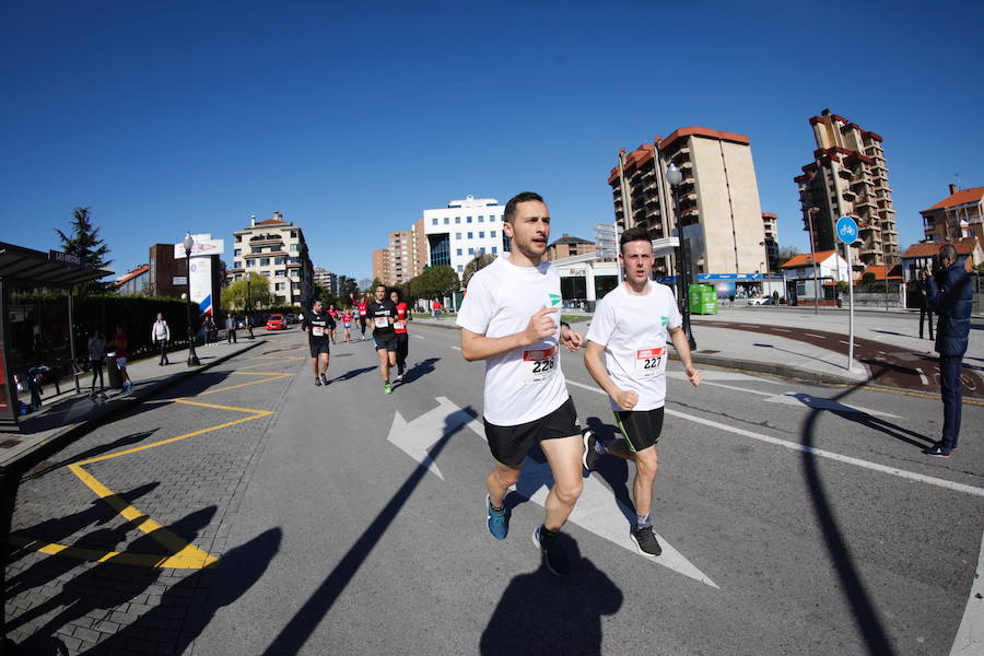 Fotos: ¿Estuviste en la I Carrera de Empresas de Asturias? ¡Búscate!