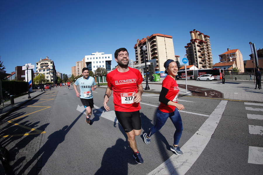 Fotos: ¿Estuviste en la I Carrera de Empresas de Asturias? ¡Búscate!