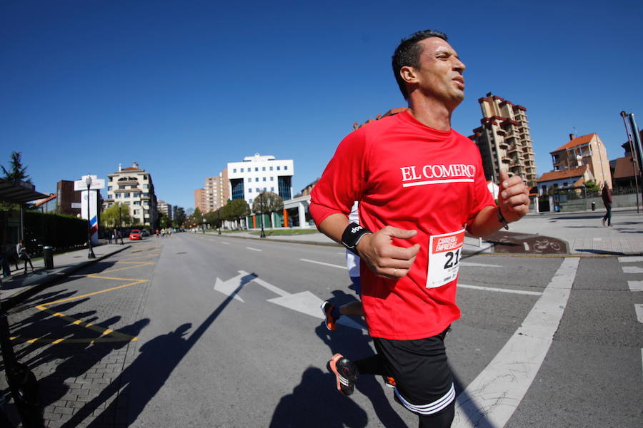 Fotos: ¿Estuviste en la I Carrera de Empresas de Asturias? ¡Búscate!