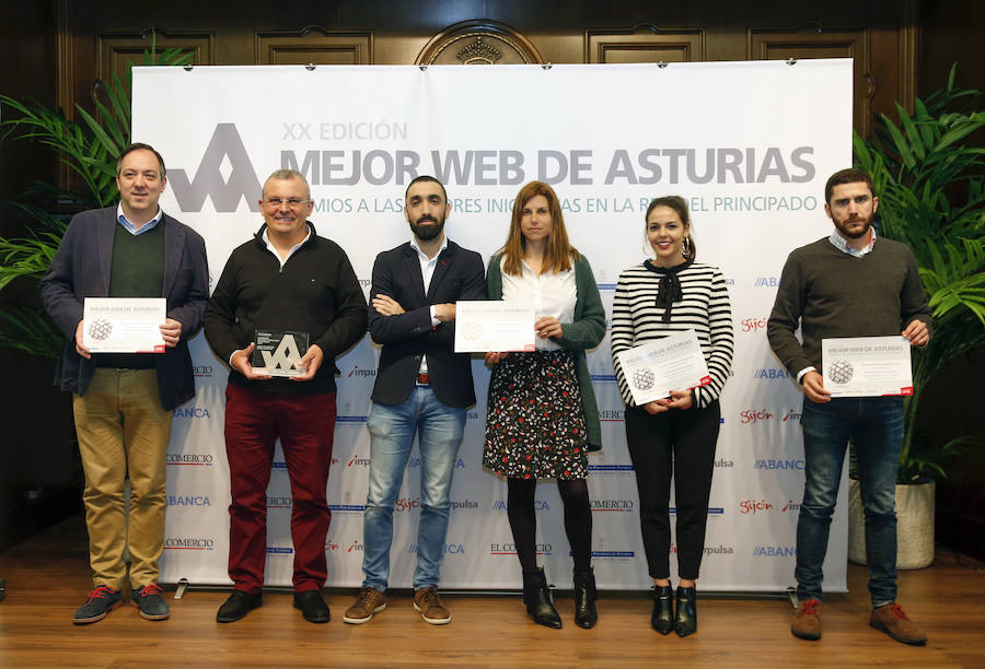 Consiste del XX concurso que EL COMERCIO lleva a cabo para escoger la iniciativa más atractiva, funcional e útil de la región. El sorteo cuenta con seis categorías: Empresarial / institucional, Servicio e iniciativa social, Ocio, Comercio Online, APPS y Blogs