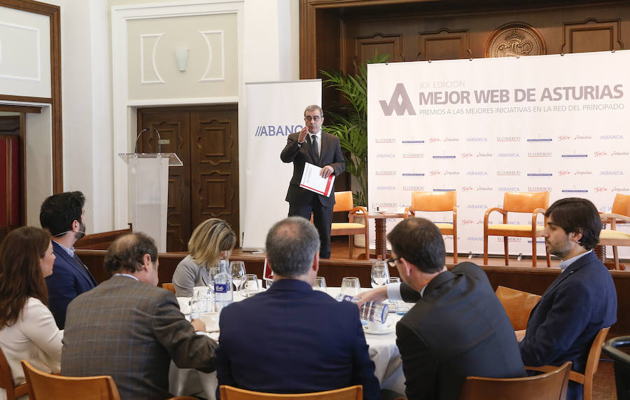 Consiste del XX concurso que EL COMERCIO lleva a cabo para escoger la iniciativa más atractiva, funcional e útil de la región. El sorteo cuenta con seis categorías: Empresarial / institucional, Servicio e iniciativa social, Ocio, Comercio Online, APPS y Blogs