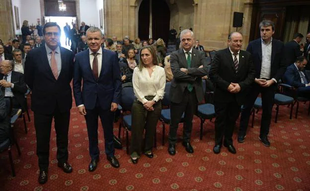 Antonio Garamendi reclama en Oviedo que los políticos «dejen vivir a las empresas»