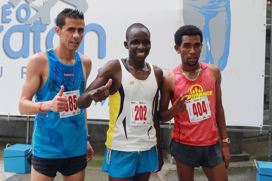 La jornada ha acompañado a los participantes en esta carrera.