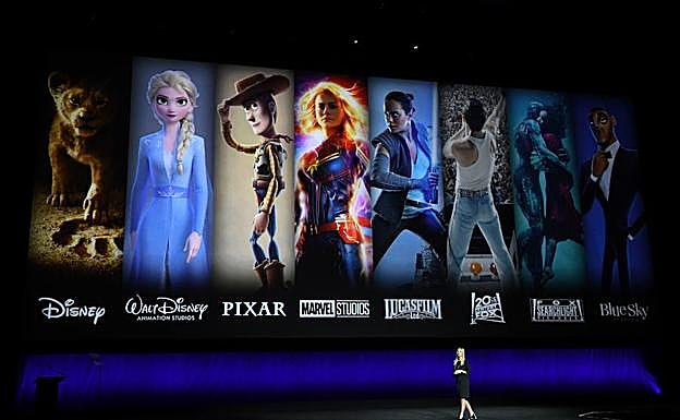 La presidenta de Walt Disney Distribution Franchise Management, Business & Audience Insights, Cathleen Taff, durante la presentación especial de CinemaCon.